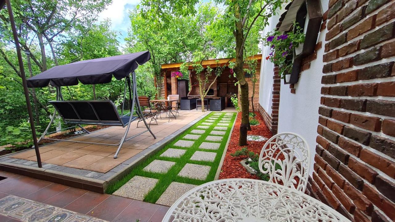 Cozy House With Nice Garden In Heart Of City Center Villa Cluj-Napoca Eksteriør billede